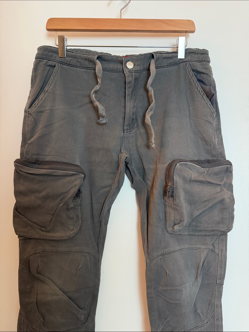 Killion Men's Grey Cargo Pants with draw string waist and ankles Utility